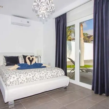Villa Dreams Suites ***** *